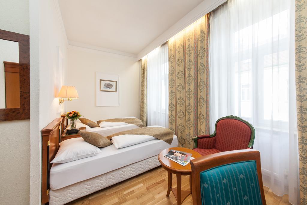 Novum Hotel Cristall Wien Messe Bagian luar foto