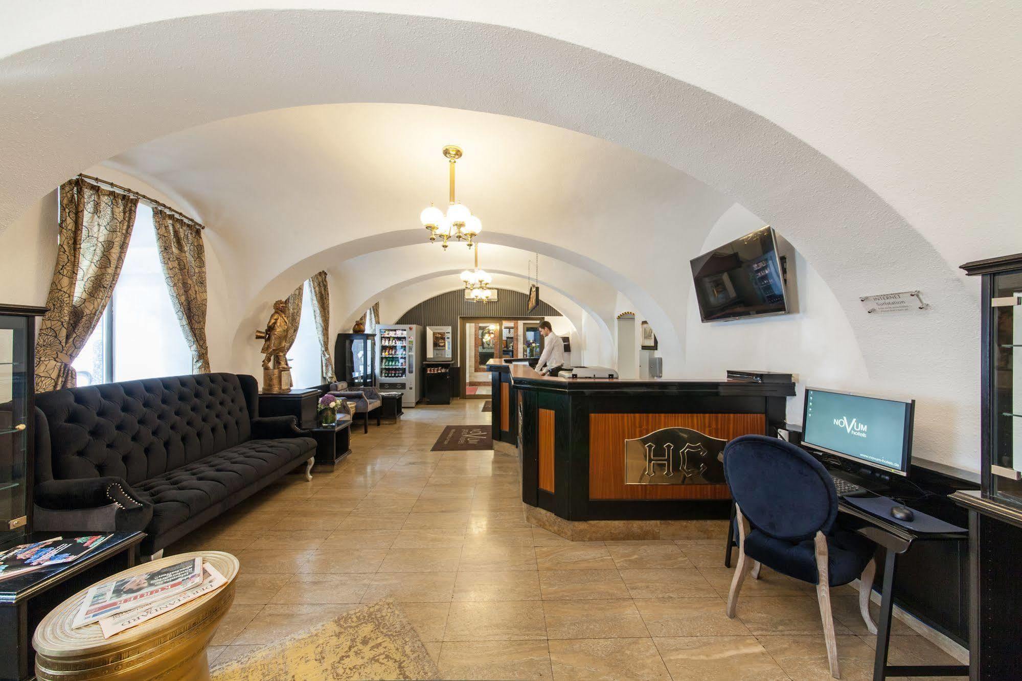 Novum Hotel Cristall Wien Messe Bagian luar foto